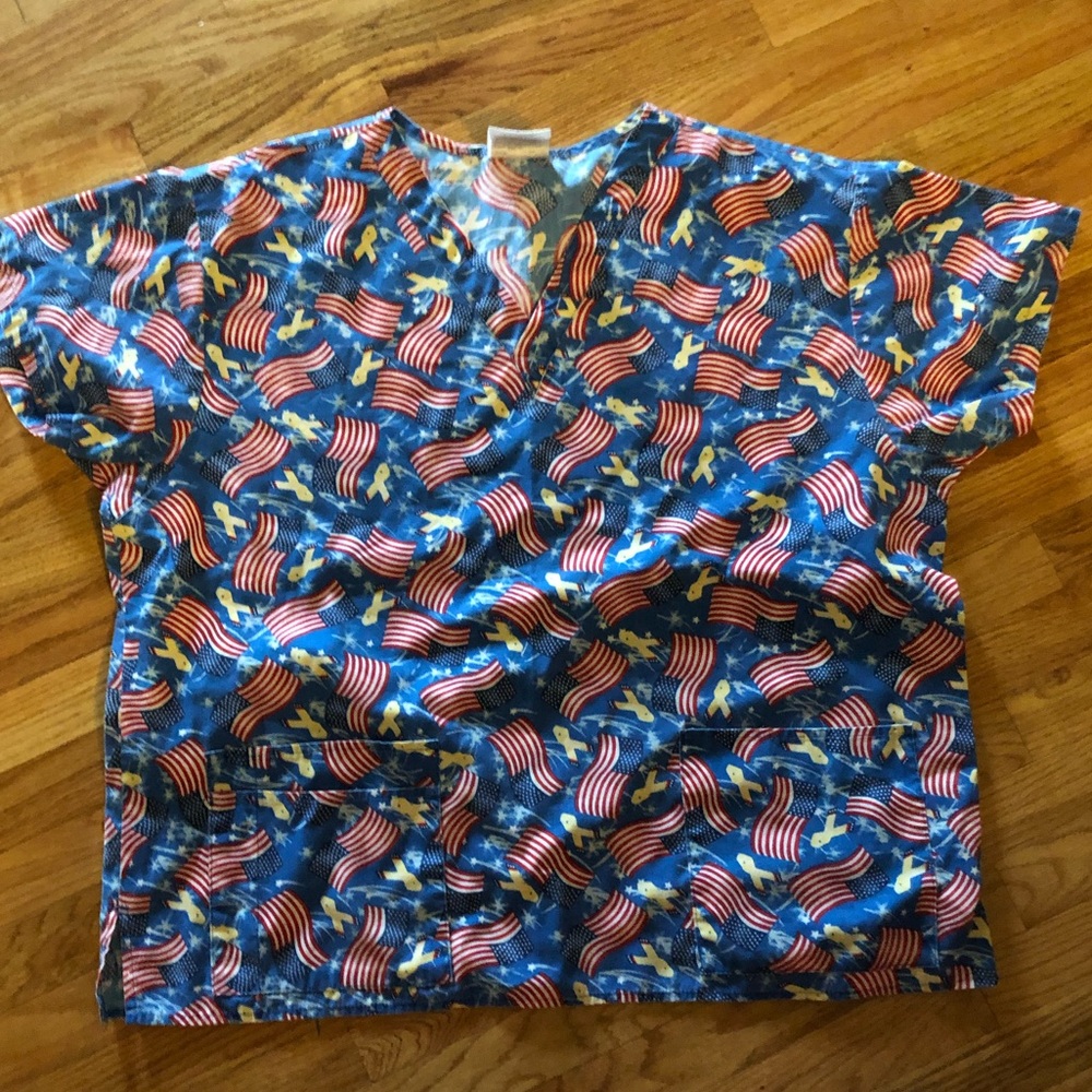 Americana scrub top 2x